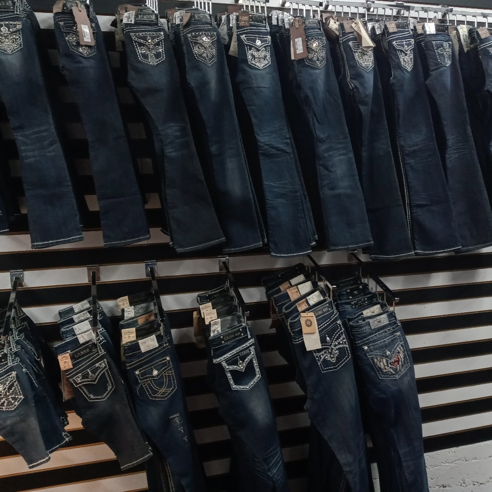 New authentic LA IDOL jeans